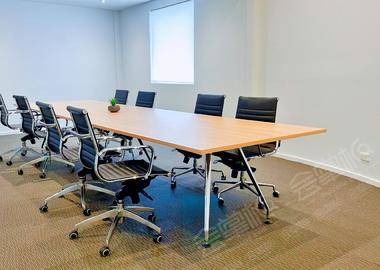 Large Conference/Meeting Room